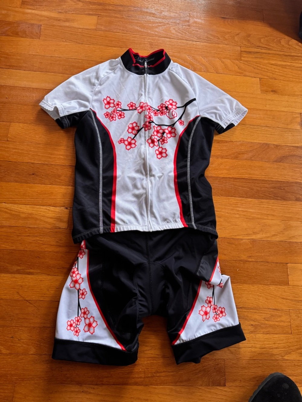 Pearl Izumi Cycling Kit